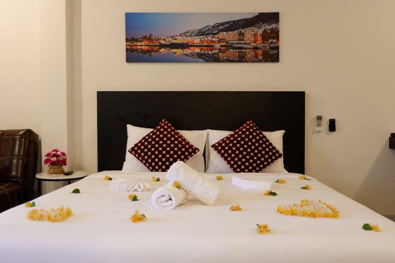 Beam House Hotel Patong Kültér fotó