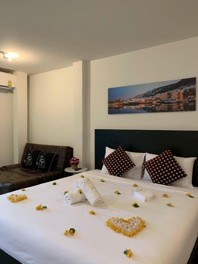 Beam House Hotel Patong Kültér fotó