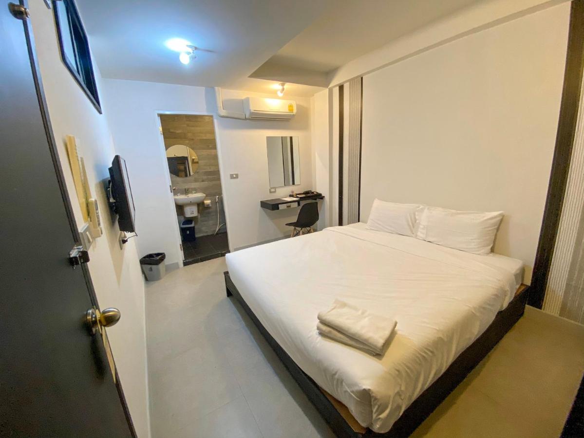 Beam House Hotel Patong Kültér fotó